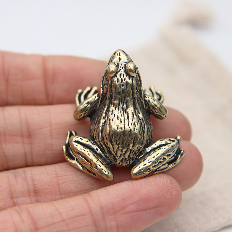โลหะทองเหลืองกบ Miniature Figu - Retro Gaming Decor บทวิจารณ์และราคา